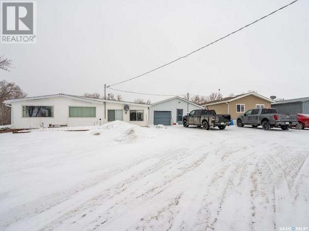 4200 33 Highway N, Regina, Saskatchewan  S4V 1M9 - Photo 3 - SK999086