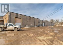 31 - 111 SHERWOOD DRIVE, Brantford, Ontario