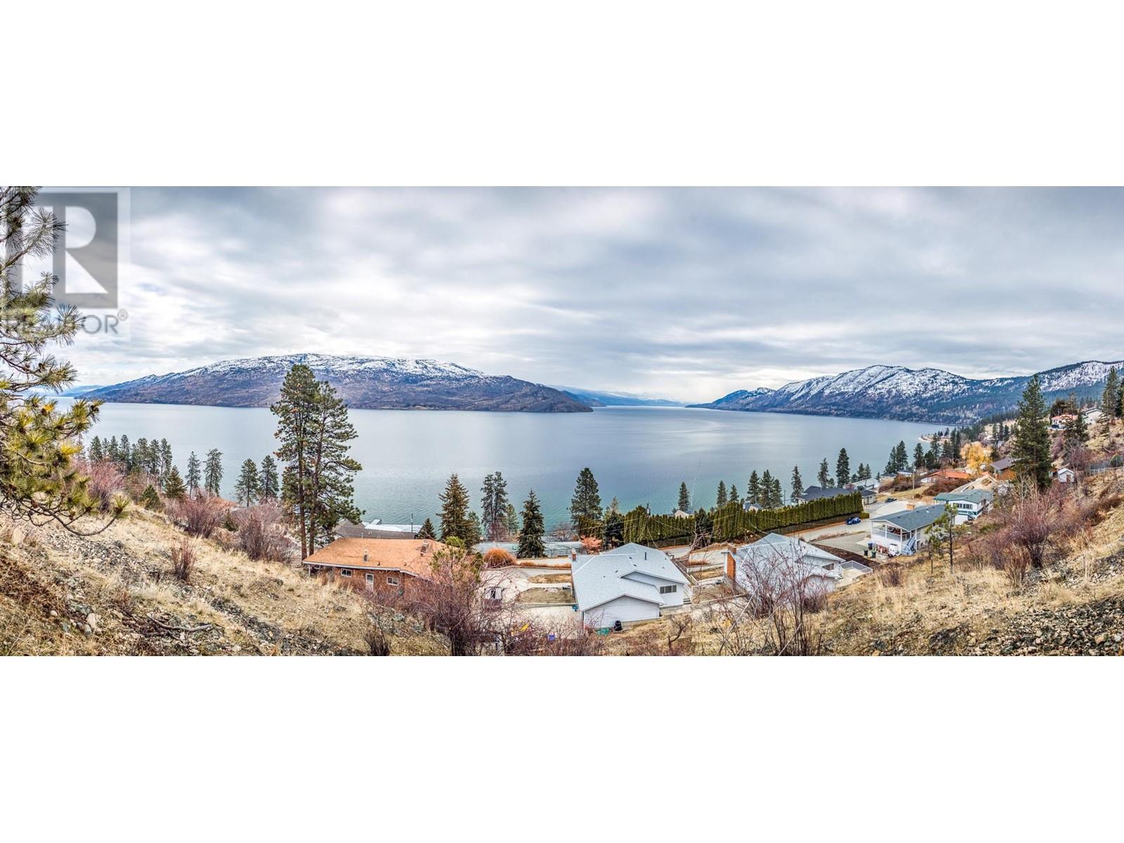 6341 Bulyea Avenue, Peachland, British Columbia  V0H 1X7 - Photo 2 - 10326786
