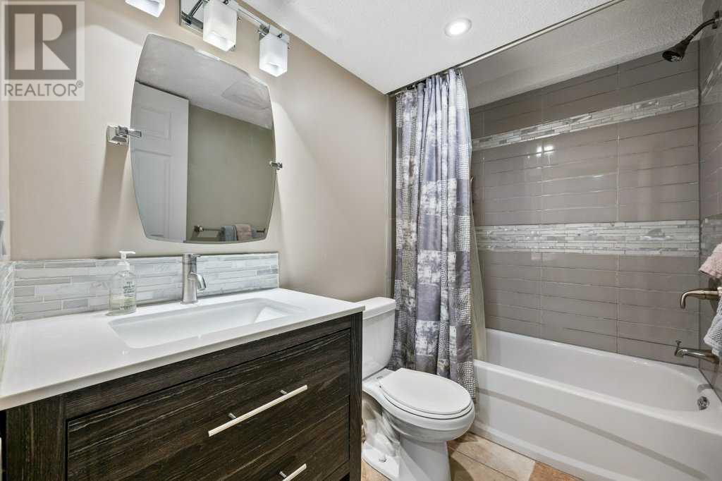 176 Legacy Reach Manor Se, Calgary, Alberta  T2X 2C6 - Photo 39 - A2196868