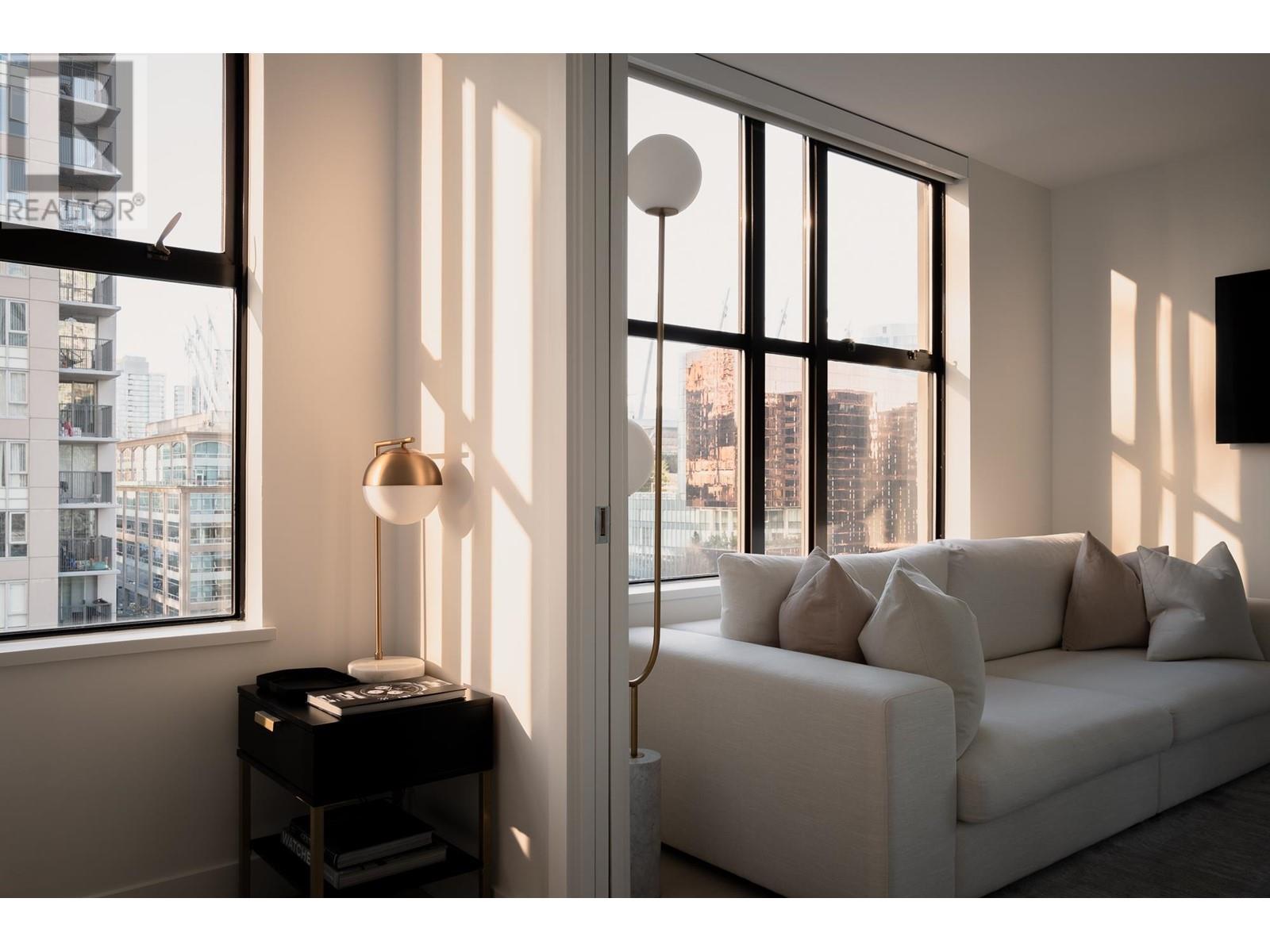 Listing Picture 10 of 29 : 1103 989 BEATTY STREET, Vancouver / 溫哥華 - 魯藝地產 Yvonne Lu Group - MLS Medallion Club Member