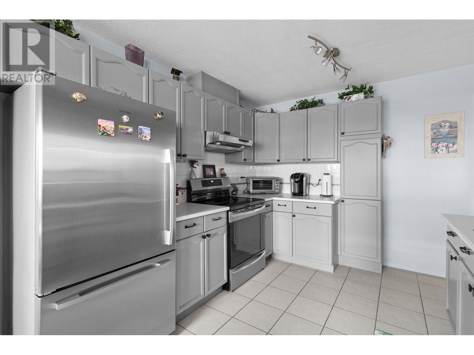 1101 8 Laguna Court, New Westminster, British Columbia  V3M 6M6 - Photo 10 - R2979304