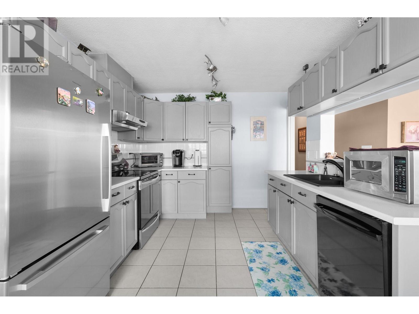 1101 8 Laguna Court, New Westminster, British Columbia  V3M 6M6 - Photo 8 - R2979304