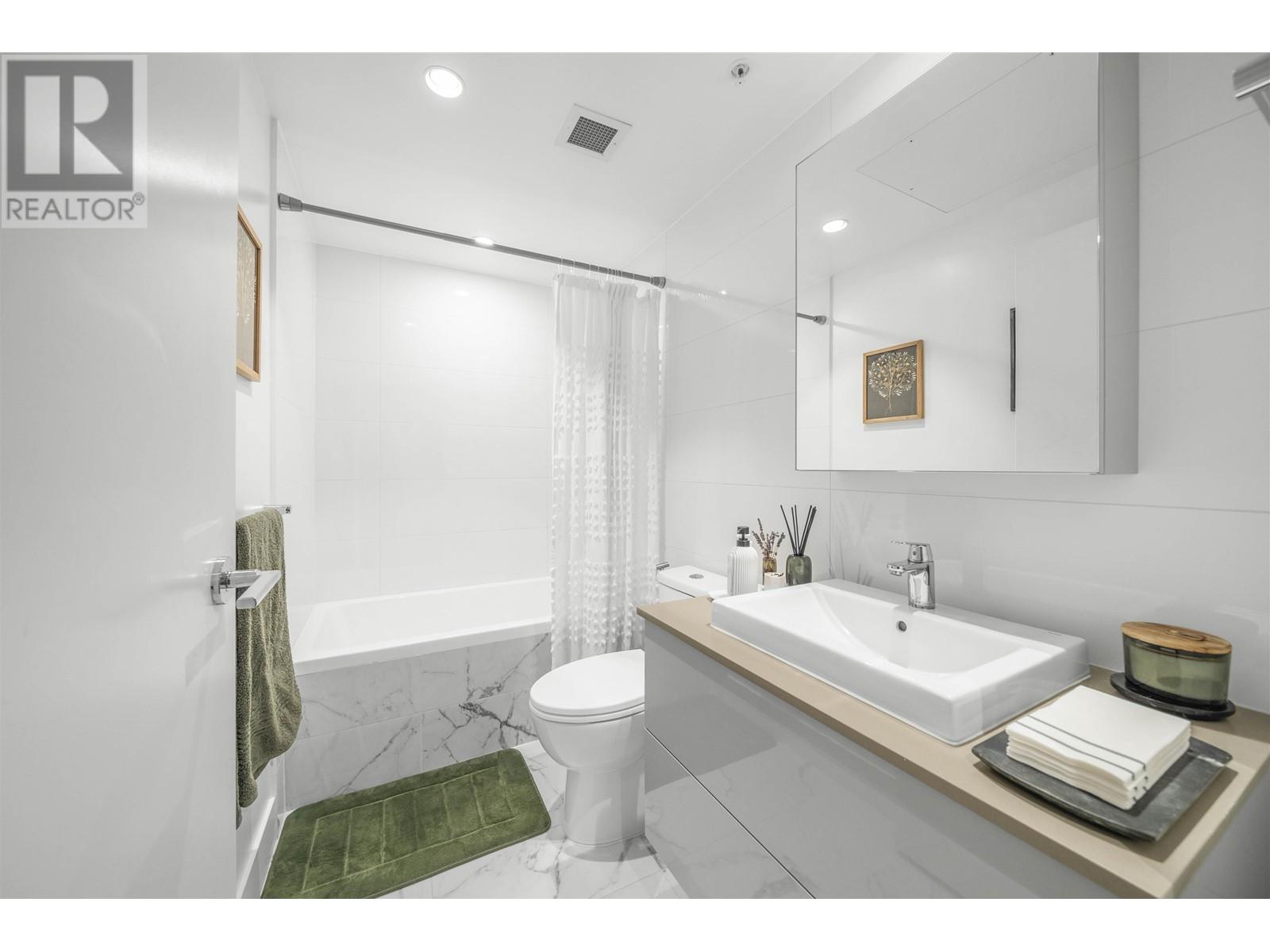 407 1675 Lions Gate Lane, North Vancouver, British Columbia  V7P 3B4 - Photo 19 - R2979343