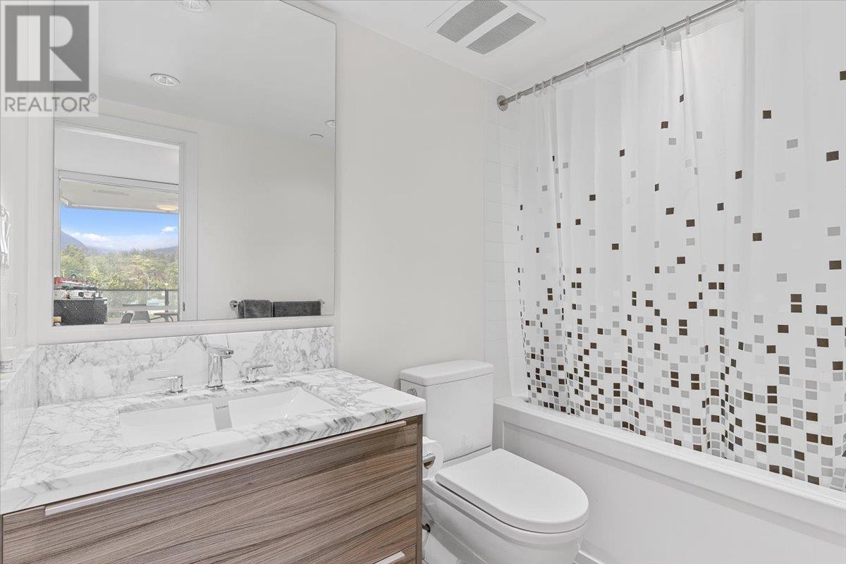 402 1550 Fern Street, North Vancouver, British Columbia  V7J 0A9 - Photo 8 - R2979347