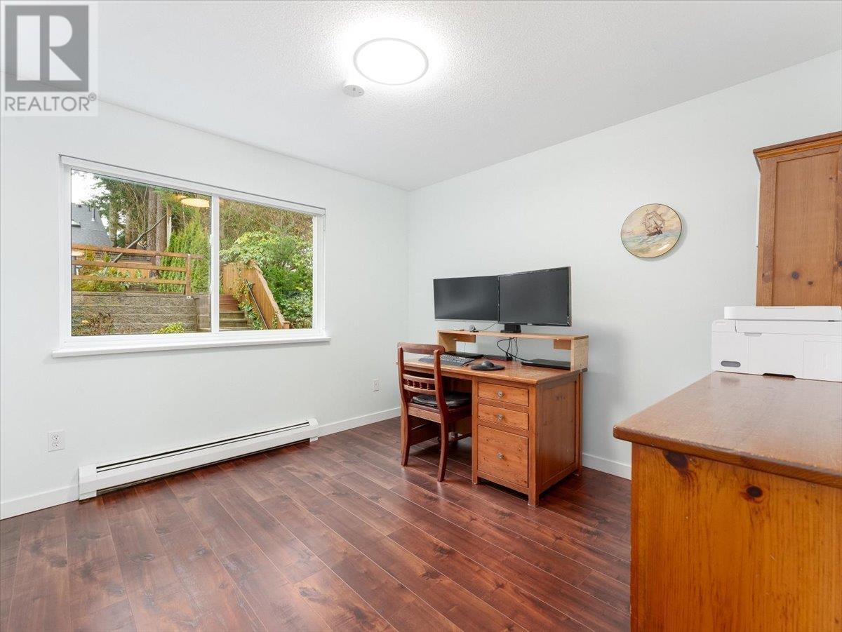 983 Canyon Boulevard, North Vancouver, British Columbia  V7R 2K2 - Photo 23 - R2979316