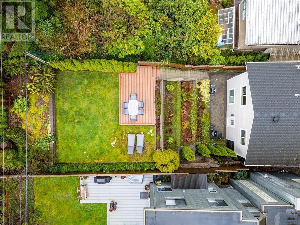 983 Canyon Boulevard, North Vancouver, British Columbia  V7R 2K2 - Photo 32 - R2979316