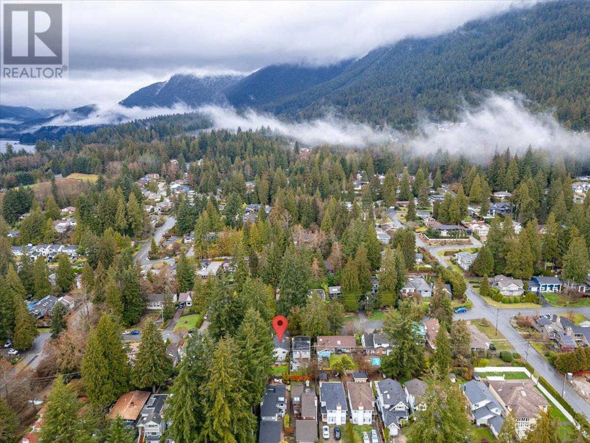 983 Canyon Boulevard, North Vancouver, British Columbia  V7R 2K2 - Photo 35 - R2979316