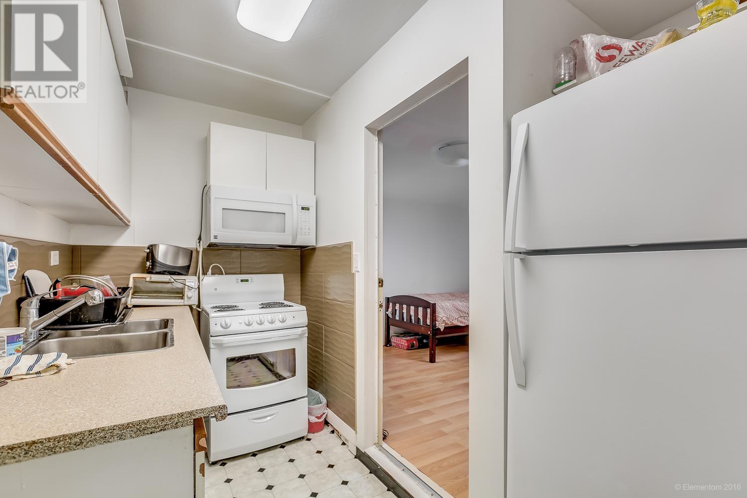5405 College Street, Vancouver, British Columbia  V5R 3Z6 - Photo 18 - R2979324