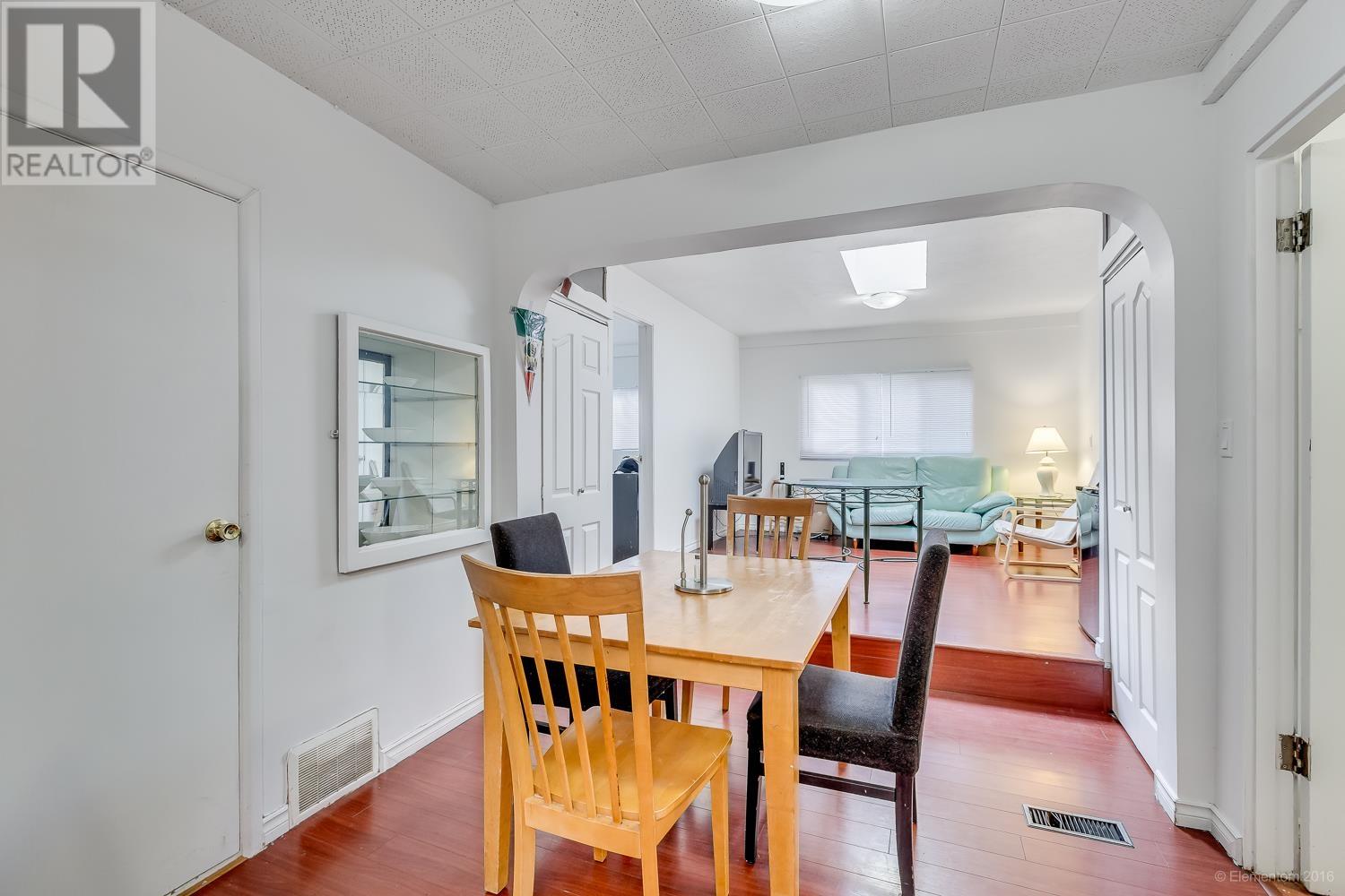 5405 College Street, Vancouver, British Columbia  V5R 3Z6 - Photo 9 - R2979324