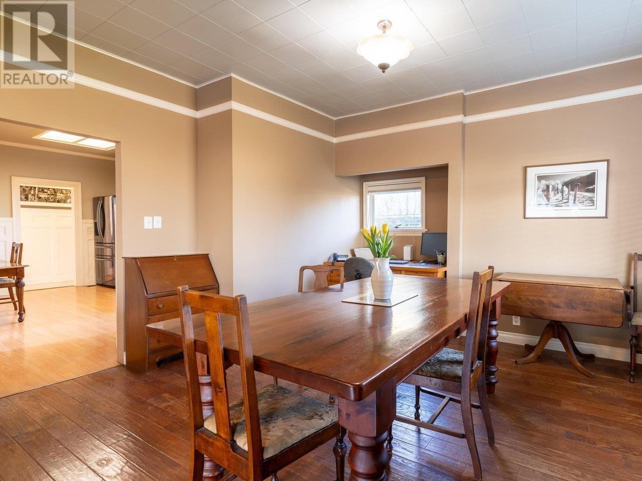 1156 Adderley Street, North Vancouver, British Columbia  V7L 1T3 - Photo 10 - R2979337