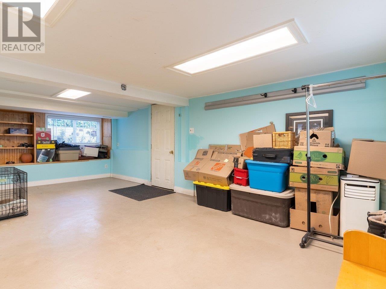 1156 Adderley Street, North Vancouver, British Columbia  V7L 1T3 - Photo 25 - R2979337
