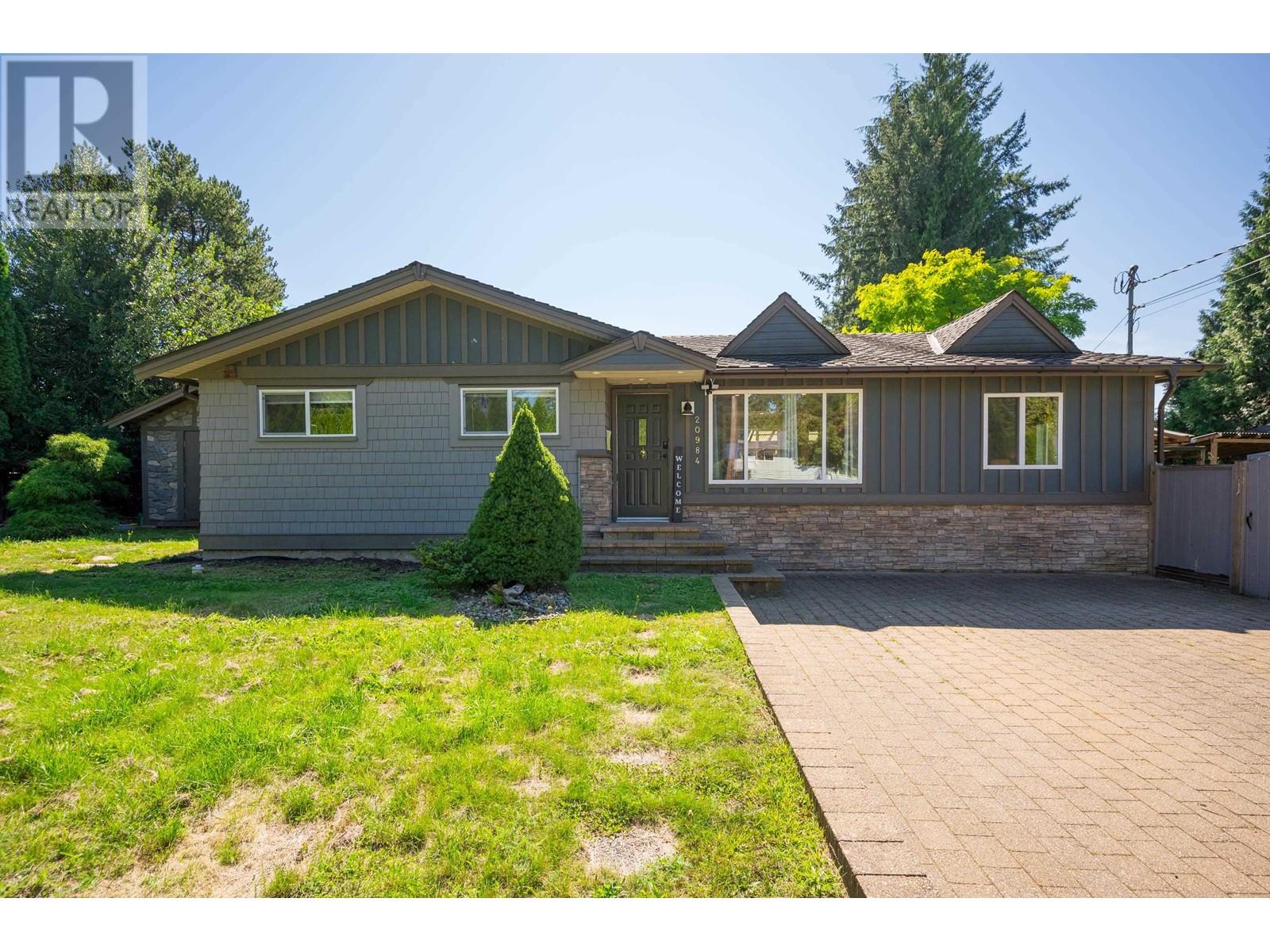 20984 118 Avenue, Maple Ridge, British Columbia  V2X 2M7 - Photo 1 - R2979354
