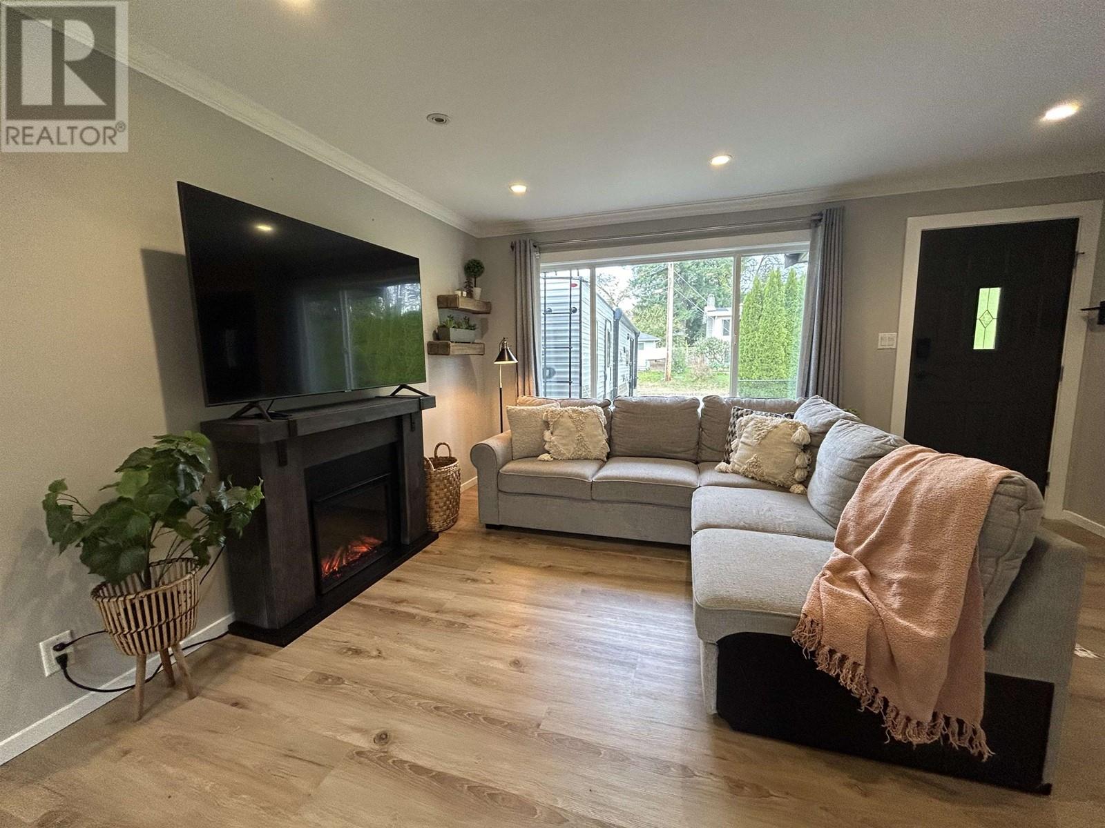 20984 118 Avenue, Maple Ridge, British Columbia  V2X 2M7 - Photo 9 - R2979354