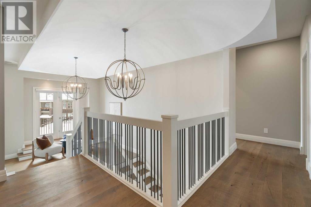 11 Elveden Place Sw, Calgary, Alberta  T3H 0L1 - Photo 21 - A2192329