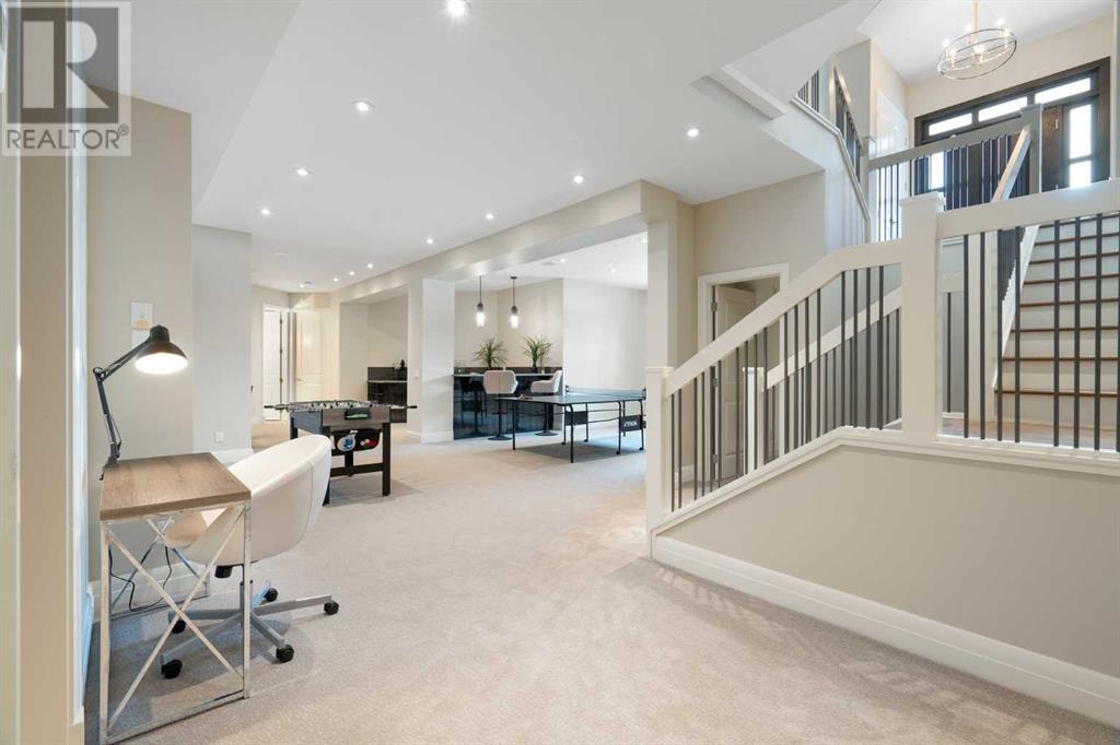 11 Elveden Place Sw, Calgary, Alberta  T3H 0L1 - Photo 39 - A2192329