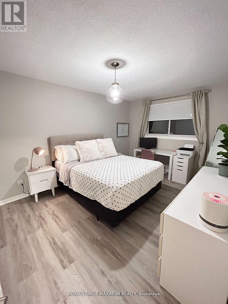360 First Avenue, Welland, Ontario  L3C 5Y9 - Photo 14 - X12027050