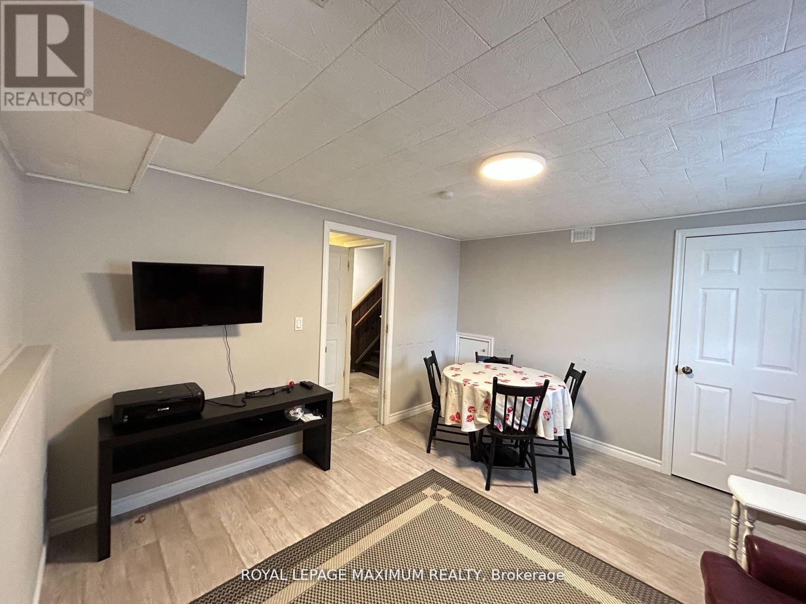 360 First Avenue, Welland, Ontario  L3C 5Y9 - Photo 21 - X12027050
