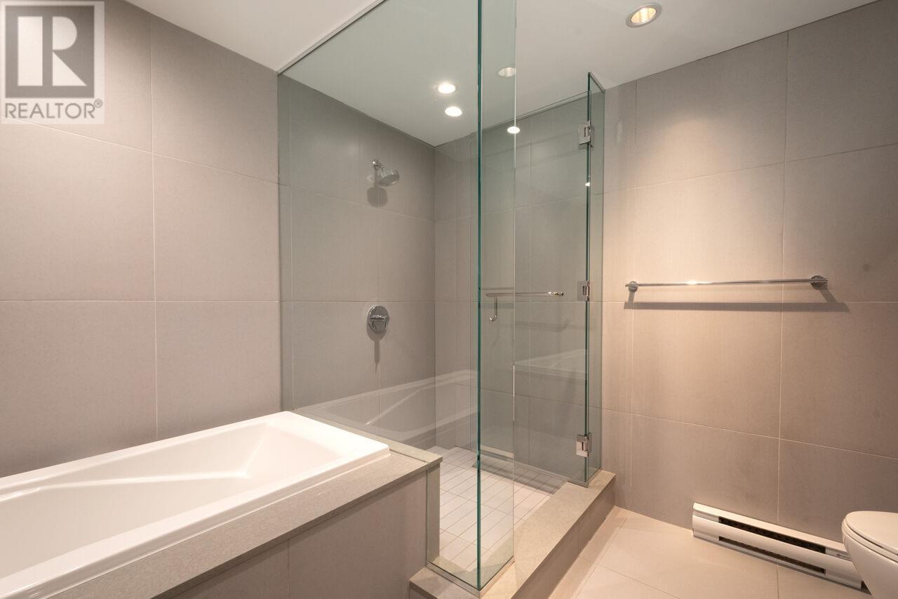 Listing Picture 34 of 40 : 601 728 W 8TH AVENUE, Vancouver / 溫哥華 - 魯藝地產 Yvonne Lu Group - MLS Medallion Club Member