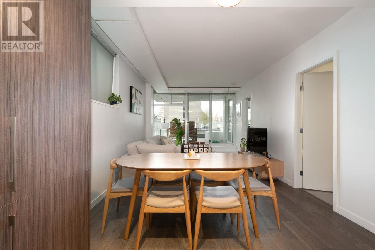 Listing Picture 5 of 40 : 601 728 W 8TH AVENUE, Vancouver / 溫哥華 - 魯藝地產 Yvonne Lu Group - MLS Medallion Club Member