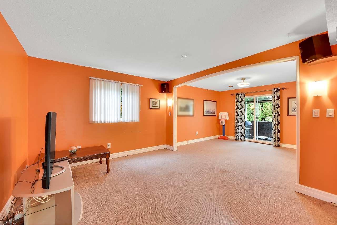 9113 145a Street, Surrey, British Columbia  V3R 7L6 - Photo 5 - R2979403