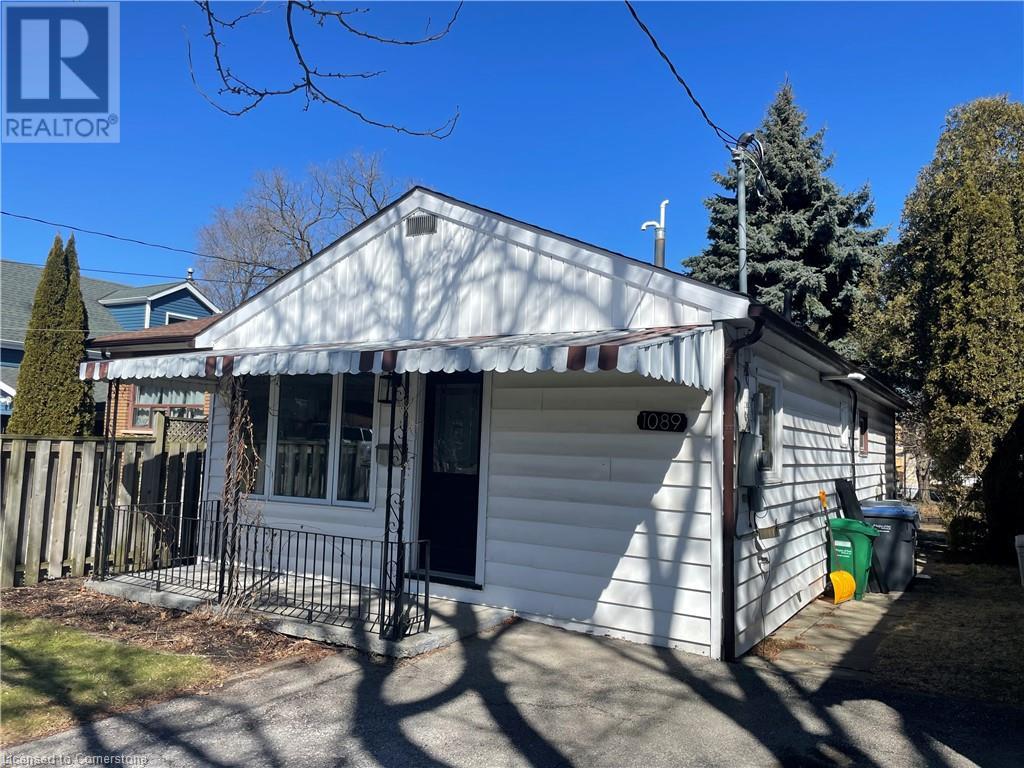 Property at 1089 MEREDITH Avenue image 2