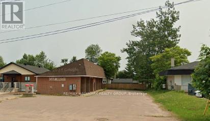 3519 Petawawa Boulevard, Petawawa, Ontario  K8H 1X1 - Photo 1 - X12027121