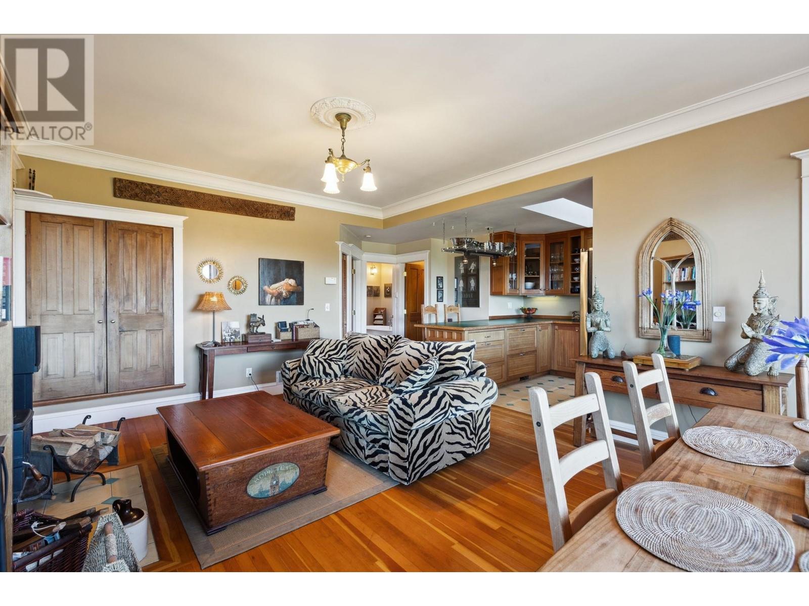 555 Roocroft Lane, Bowen Island, British Columbia  V0N 1G2 - Photo 13 - R2966846