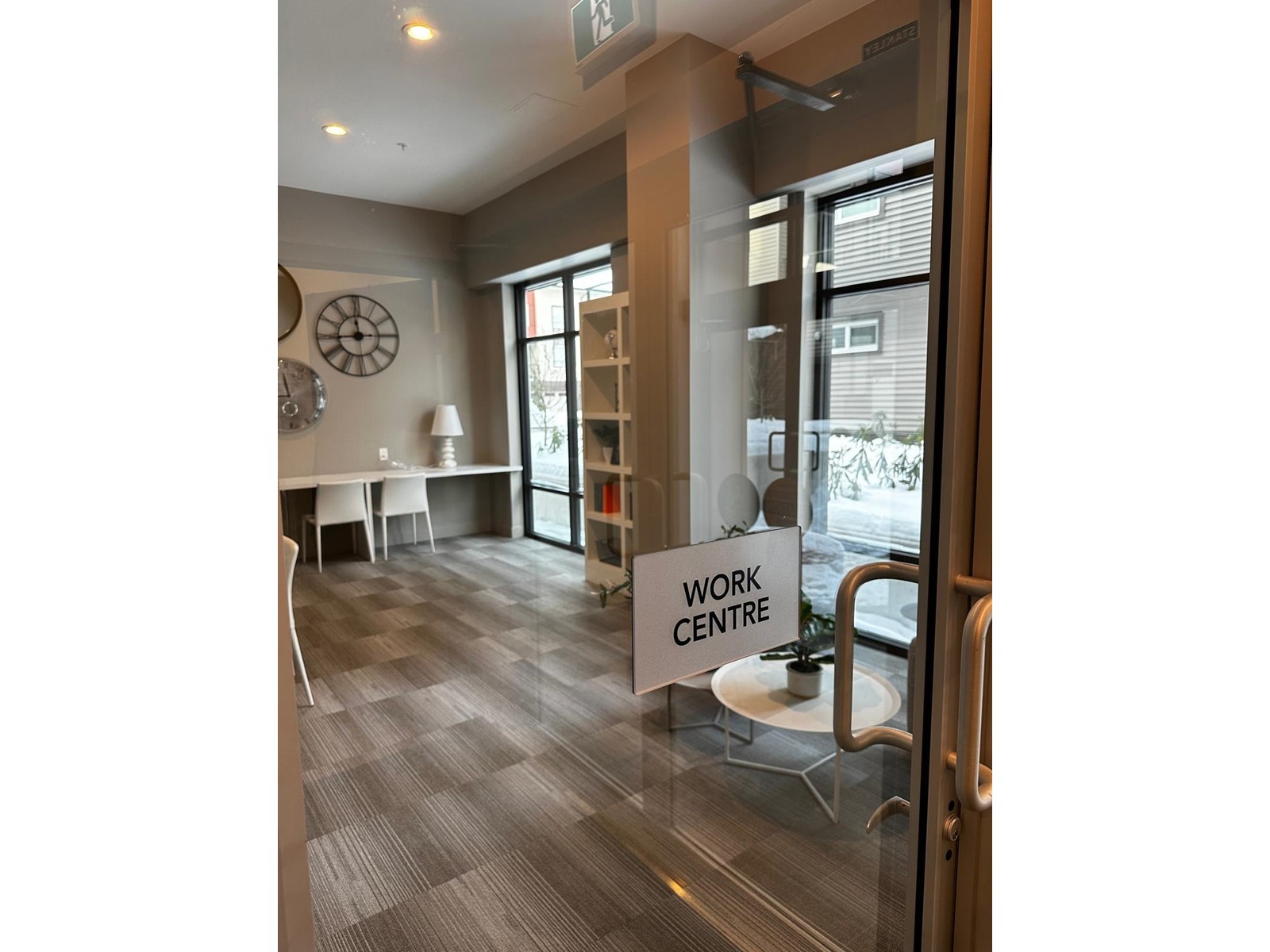 404 18811 72 Avenue, Surrey, British Columbia  V0V 0V0 - Photo 12 - R2976548