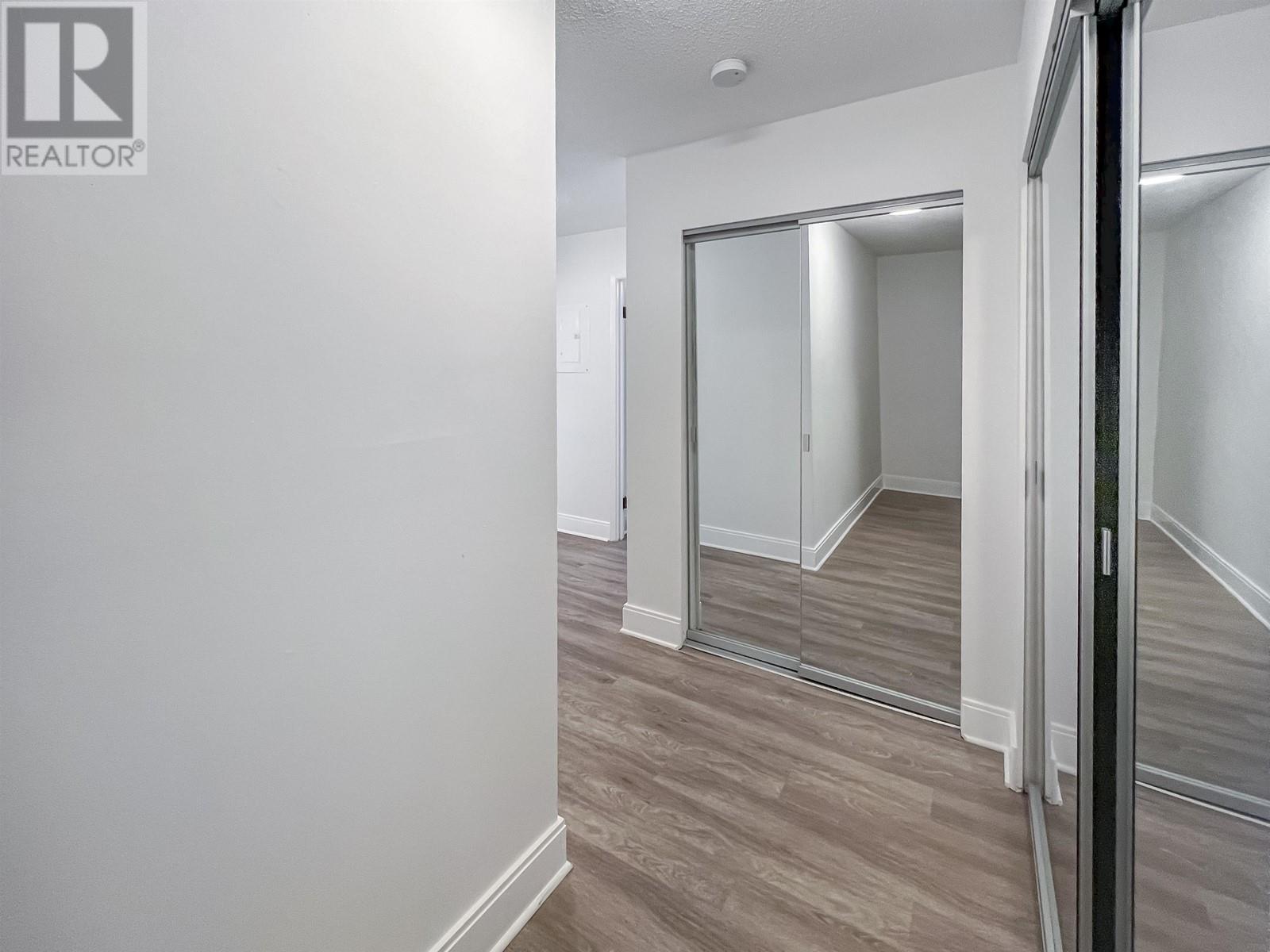 424 707 Esquimalt Road, Other Islands, British Columbia  V9A 3L7 - Photo 18 - R2966106