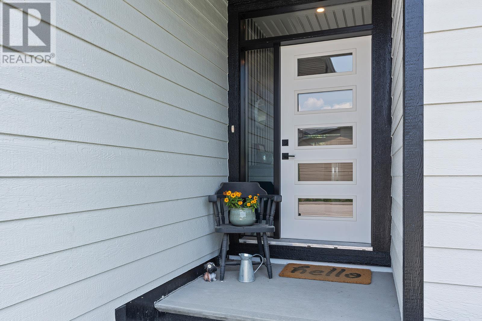 Property at 1441 20 Avenue SE Unit# 1 image 4