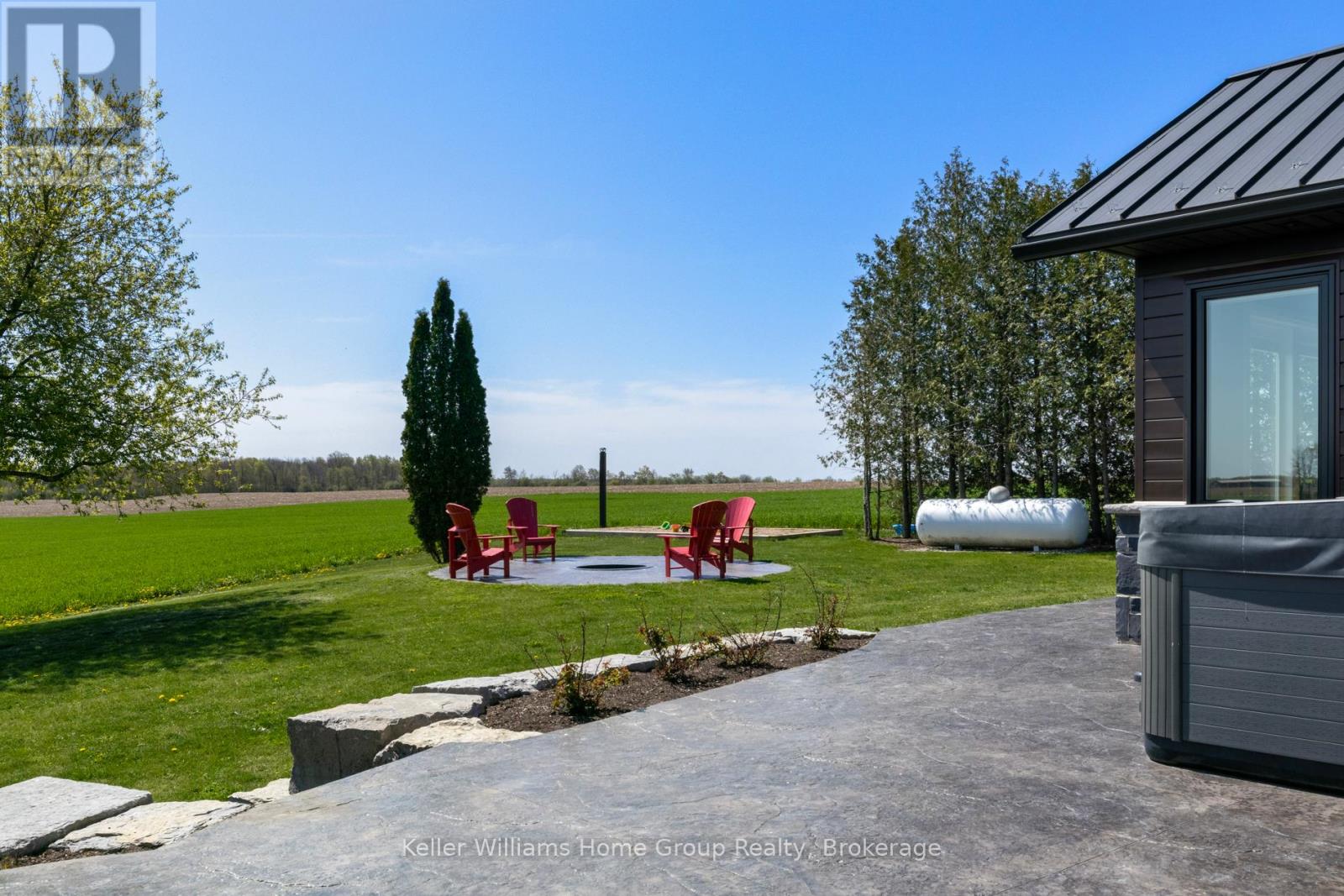 6817 Wellington  9 Road, Mapleton, Ontario  N0K 2K0 - Photo 14 - X12027164