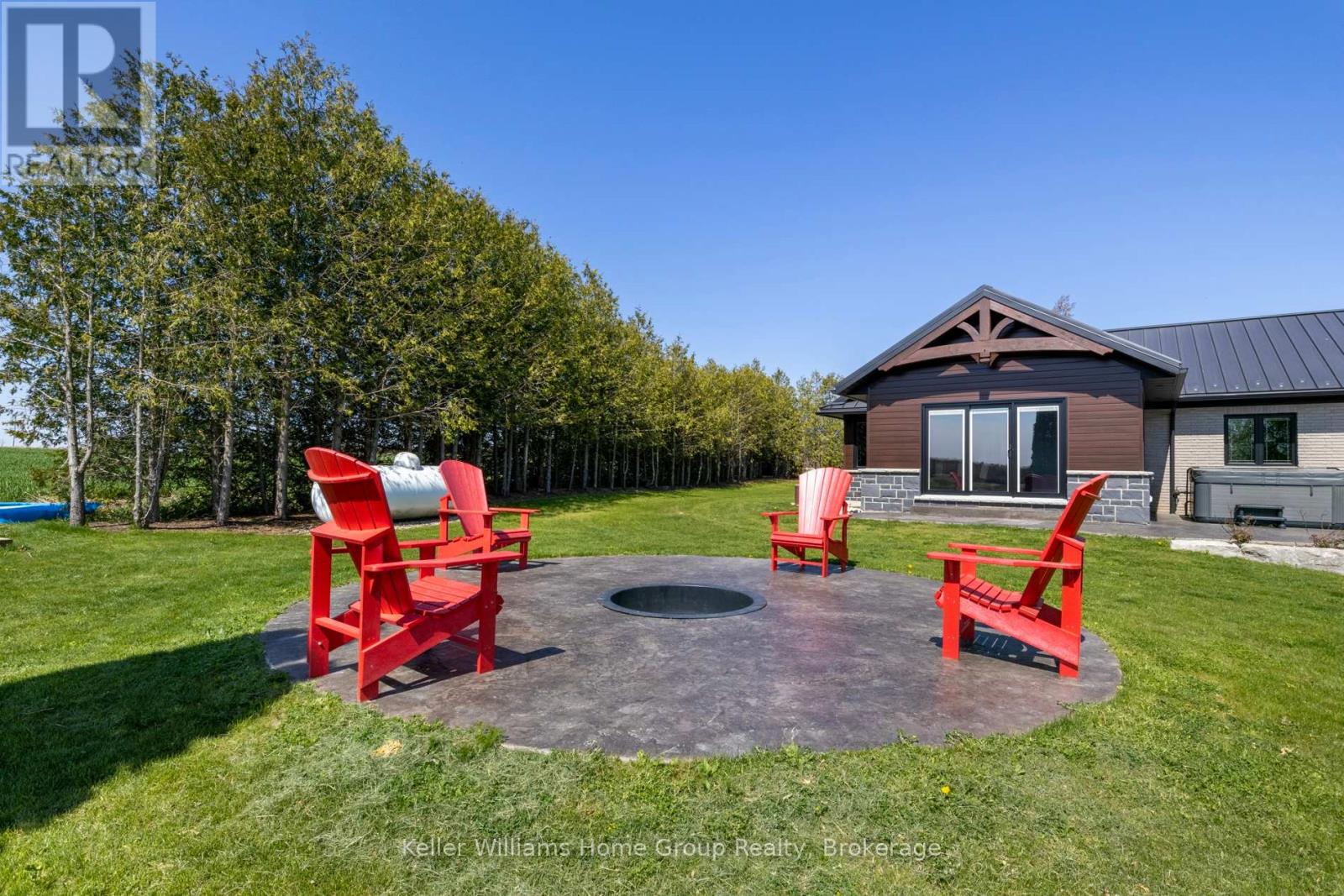 6817 Wellington  9 Road, Mapleton, Ontario  N0K 2K0 - Photo 15 - X12027164