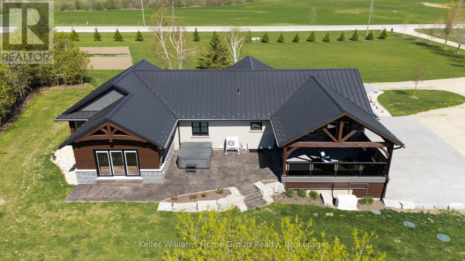 6817 Wellington  9 Road, Mapleton, Ontario  N0K 2K0 - Photo 16 - X12027164