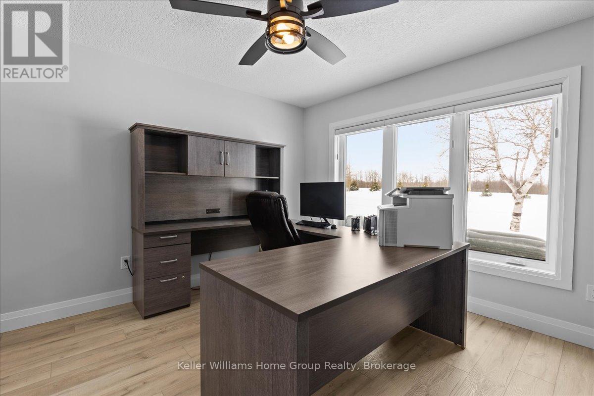 6817 Wellington  9 Road, Mapleton, Ontario  N0K 2K0 - Photo 43 - X12027164
