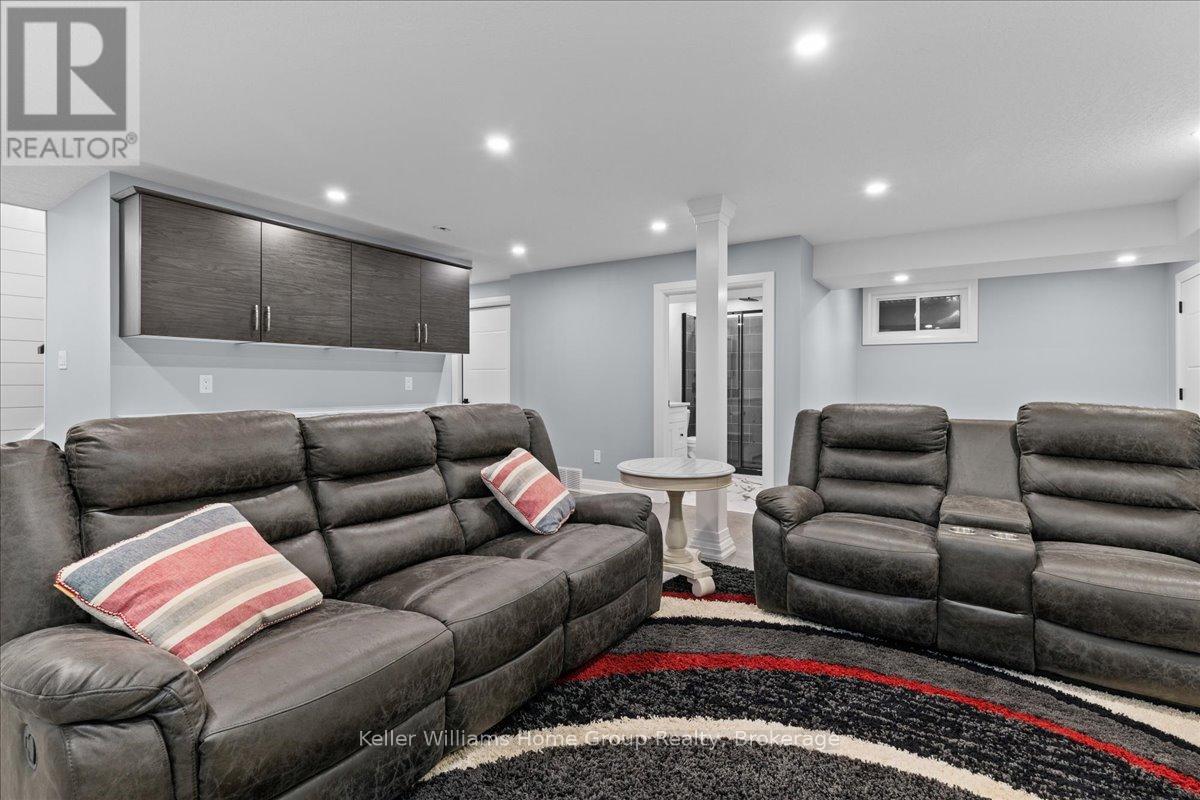 6817 Wellington  9 Road, Mapleton, Ontario  N0K 2K0 - Photo 47 - X12027164