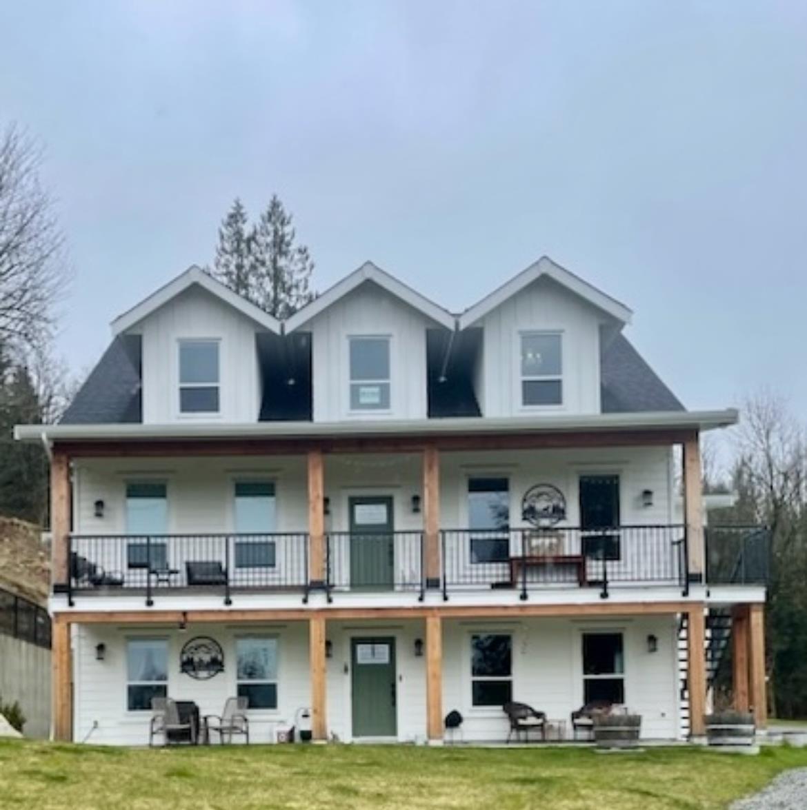 34821 Ferndale Avenue, Mission, British Columbia  V2V 7C8 - Photo 2 - R2978919