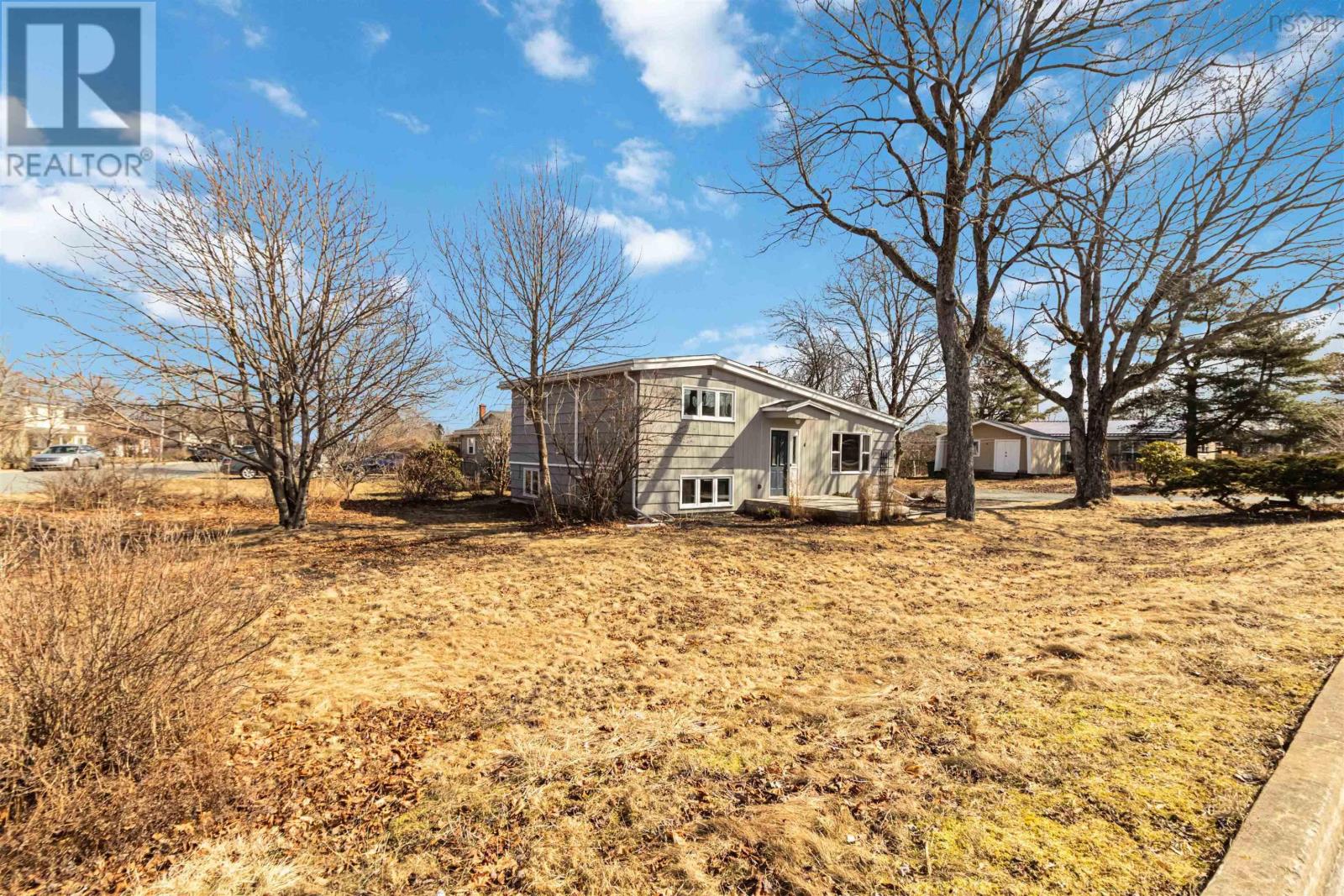 4 Kenwood Avenue, Hammonds Plains, Nova Scotia  B4B 1G4 - Photo 3 - 202505218