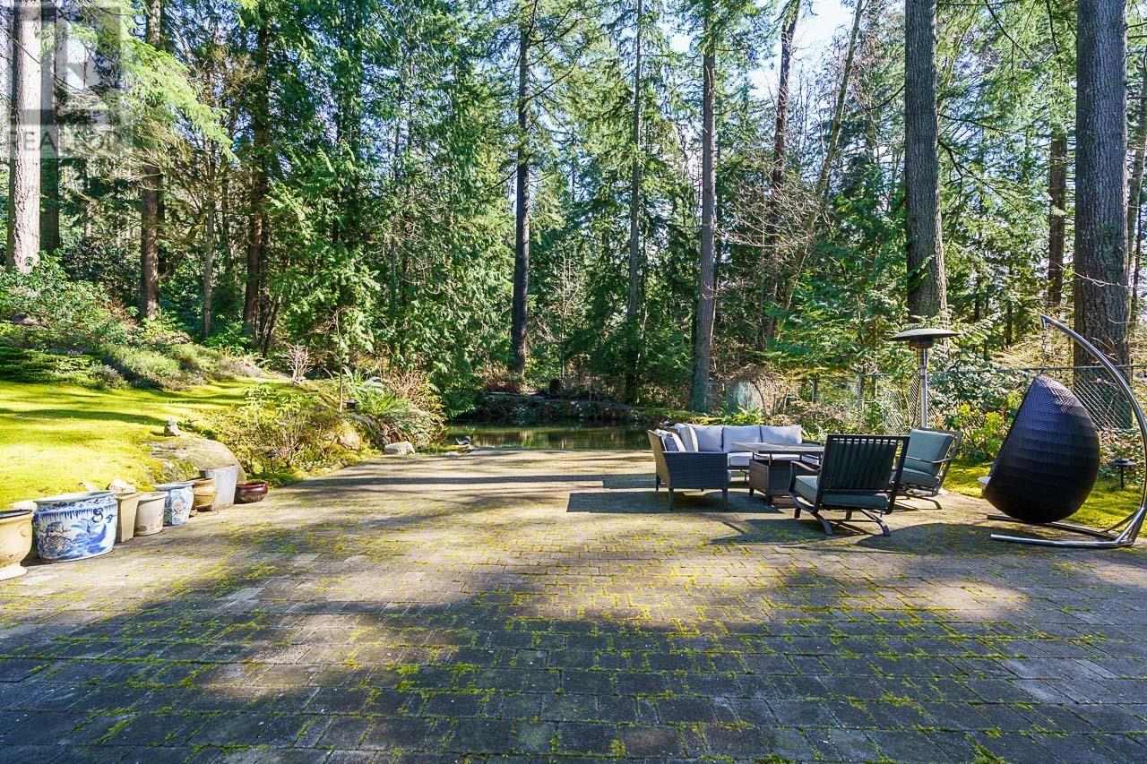 4276 Prospect Road, North Vancouver, British Columbia  V7N 3L5 - Photo 8 - R2979054