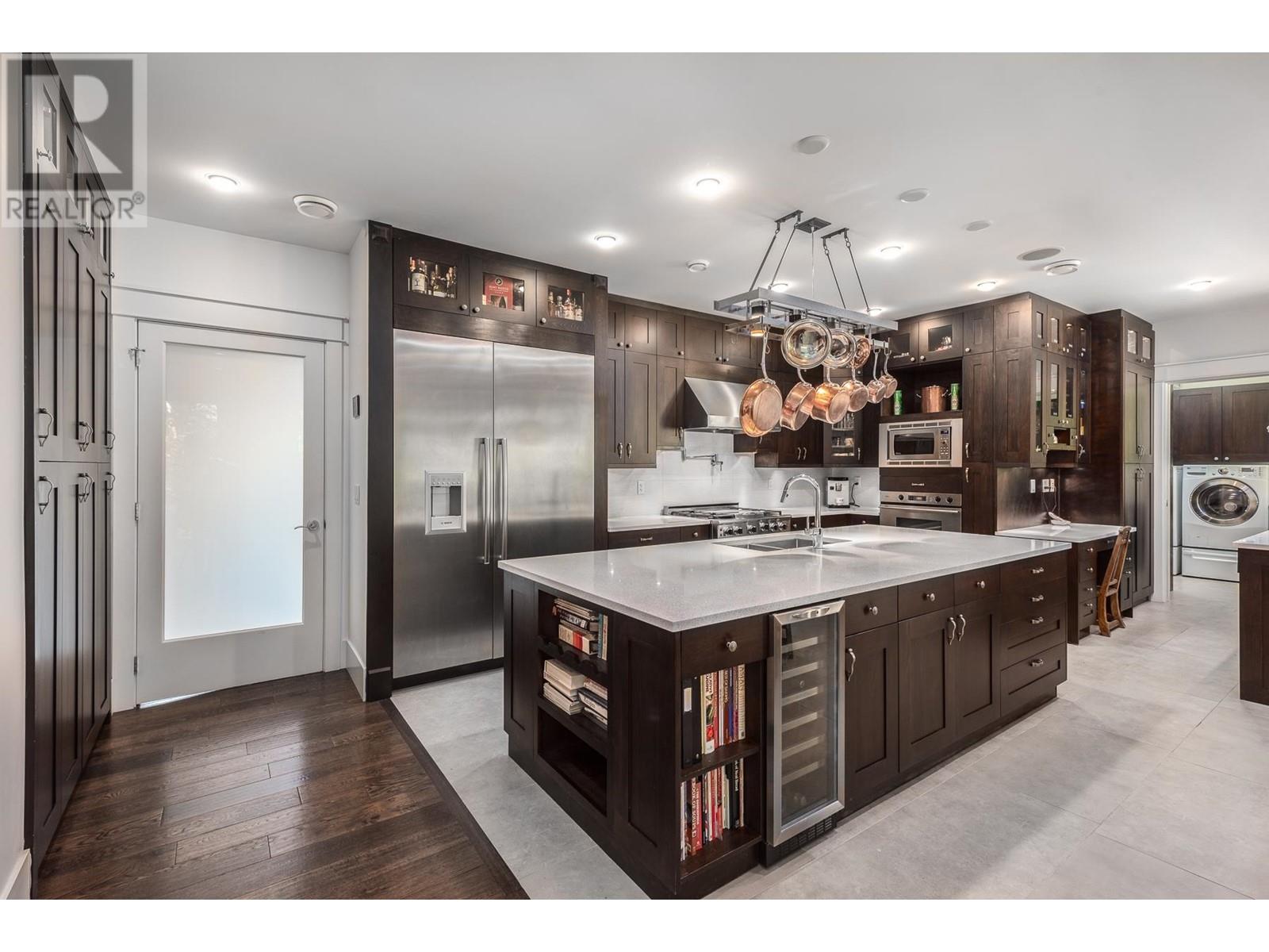 4276 Prospect Road, North Vancouver, British Columbia  V7N 3L5 - Photo 11 - R2979054