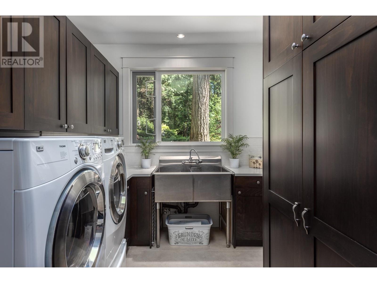 4276 Prospect Road, North Vancouver, British Columbia  V7N 3L5 - Photo 14 - R2979054