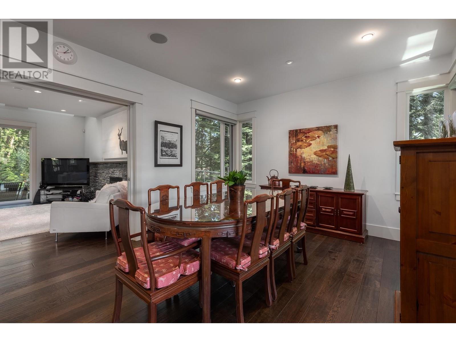 4276 Prospect Road, North Vancouver, British Columbia  V7N 3L5 - Photo 5 - R2979054