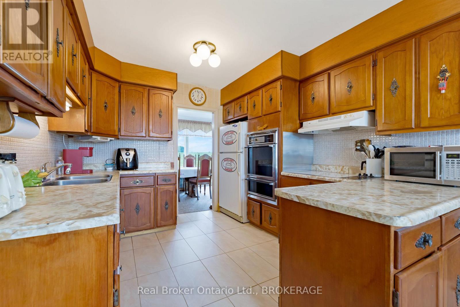 9110 Tenth Line, Halton Hills, Ontario  L0P 1K0 - Photo 17 - W11933680