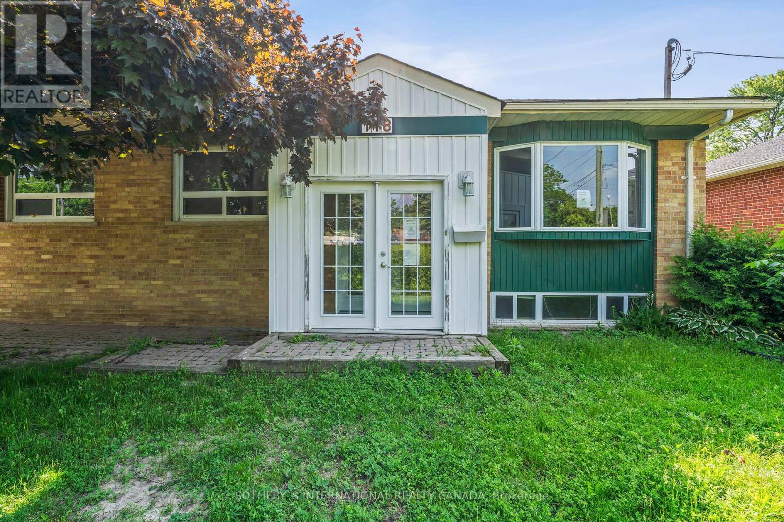 118 Queen Street, Newmarket, Ontario  L3Y 2E8 - Photo 3 - N12027096