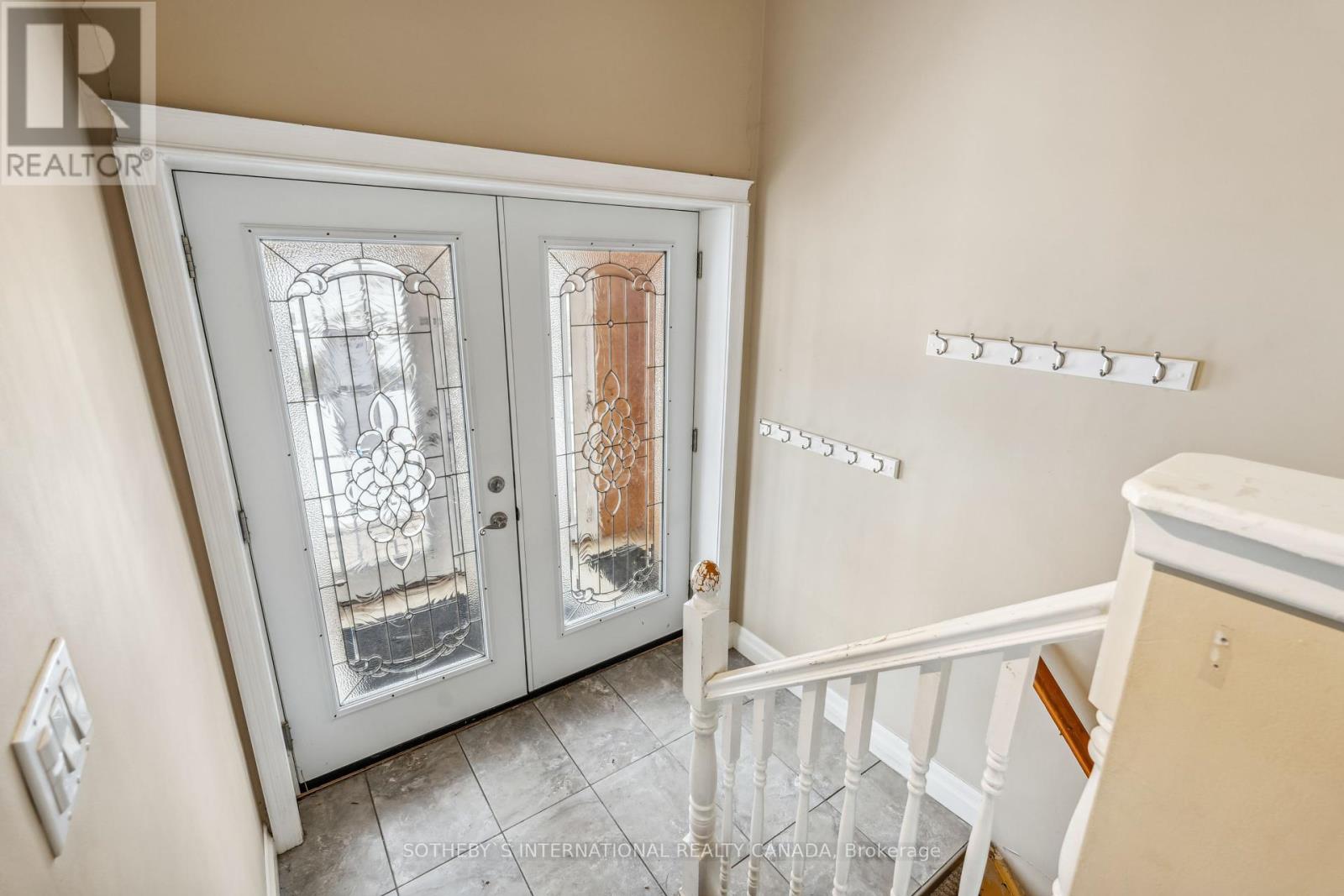 118 Queen Street, Newmarket (Central Newmarket), Ontario  L3Y 2E8 - Photo 6 - N12027096