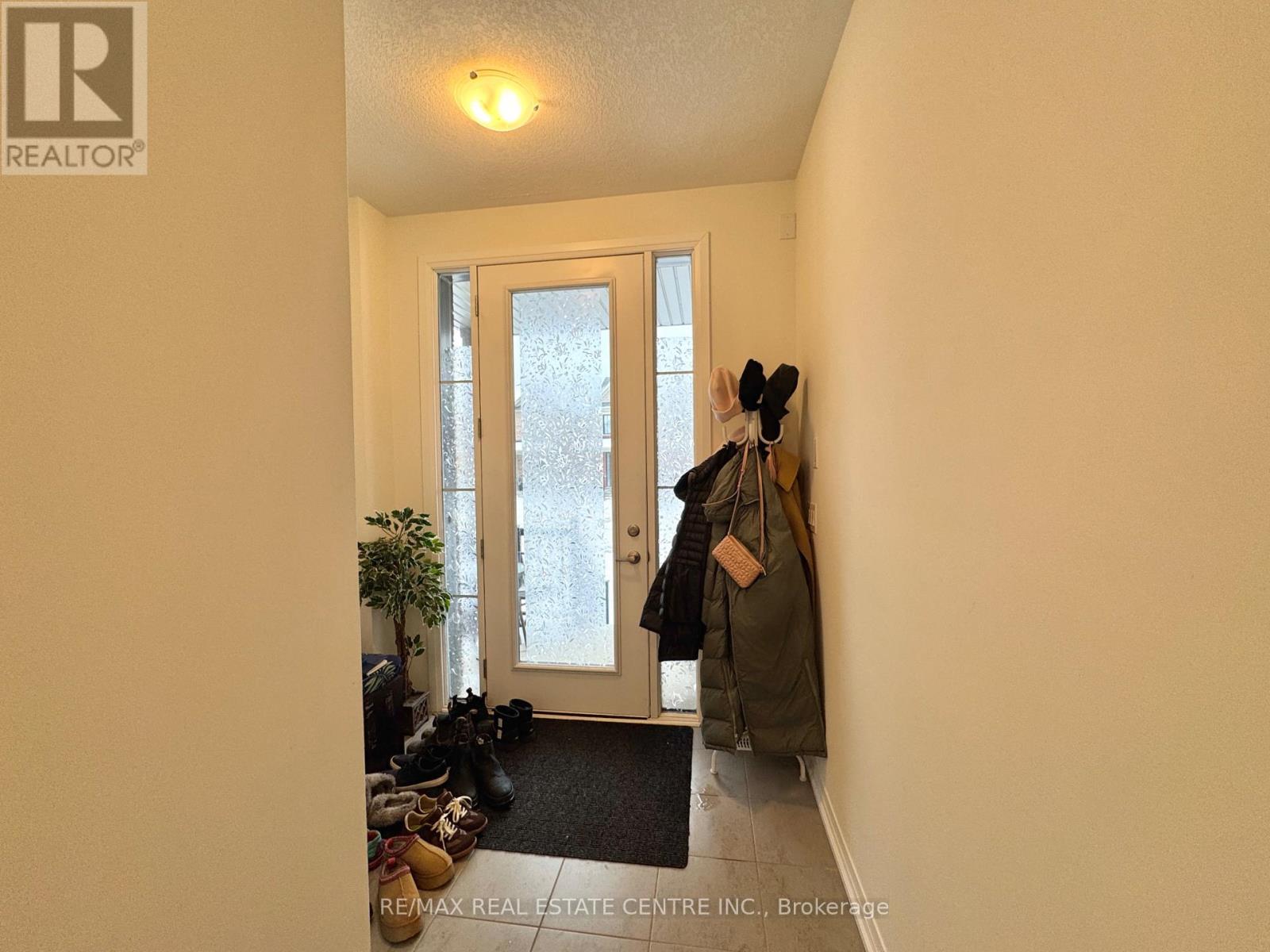 Property at 32 BLACKBURN STREET image 4