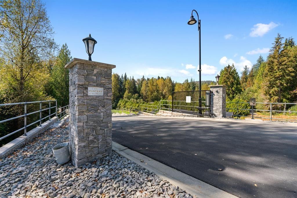 32404 Silver Creek Drive, Mission, British Columbia  V2V 0L7 - Photo 8 - R2979146