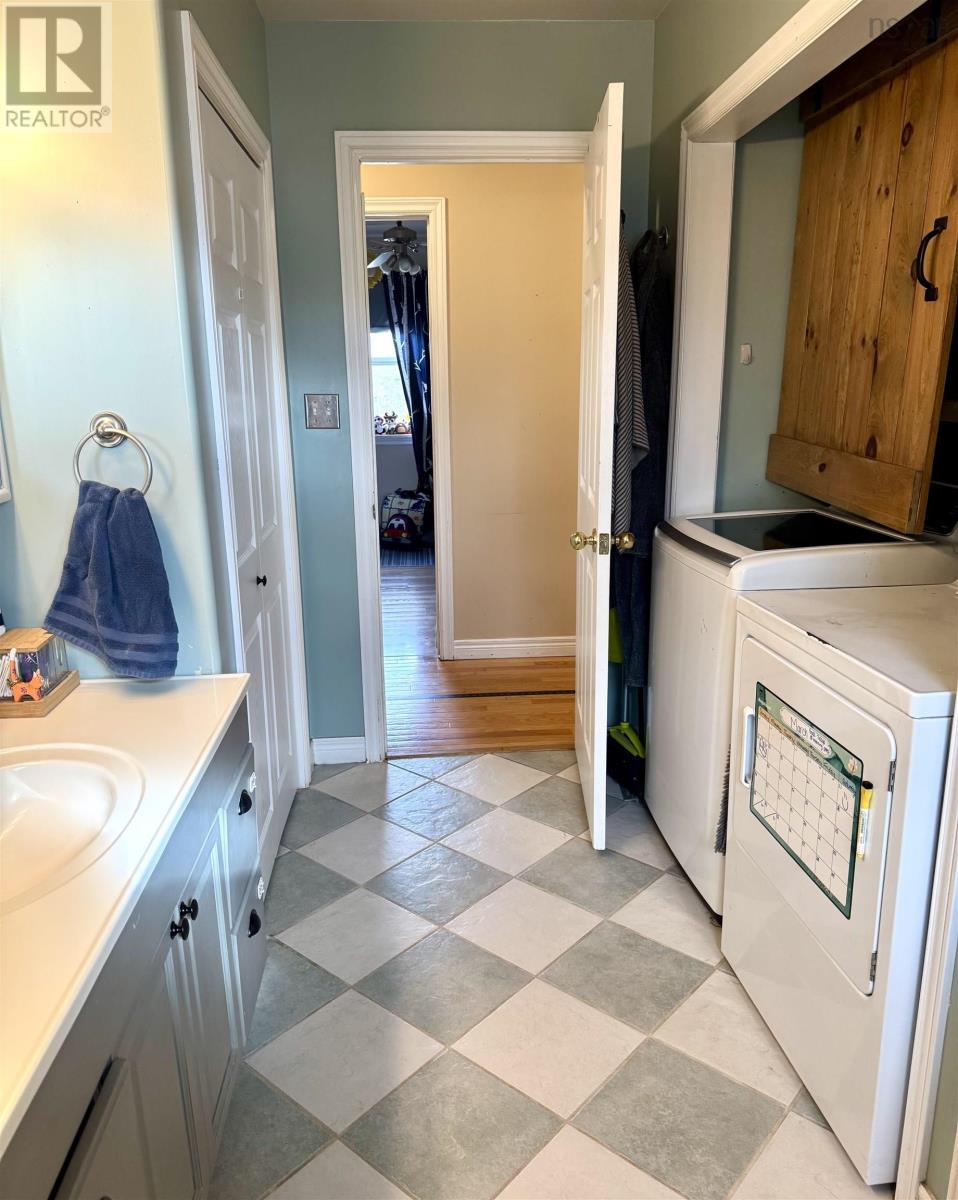 2 Roslindale Drive, Truro Heights, Nova Scotia  B2N 1T2 - Photo 17 - 202505212