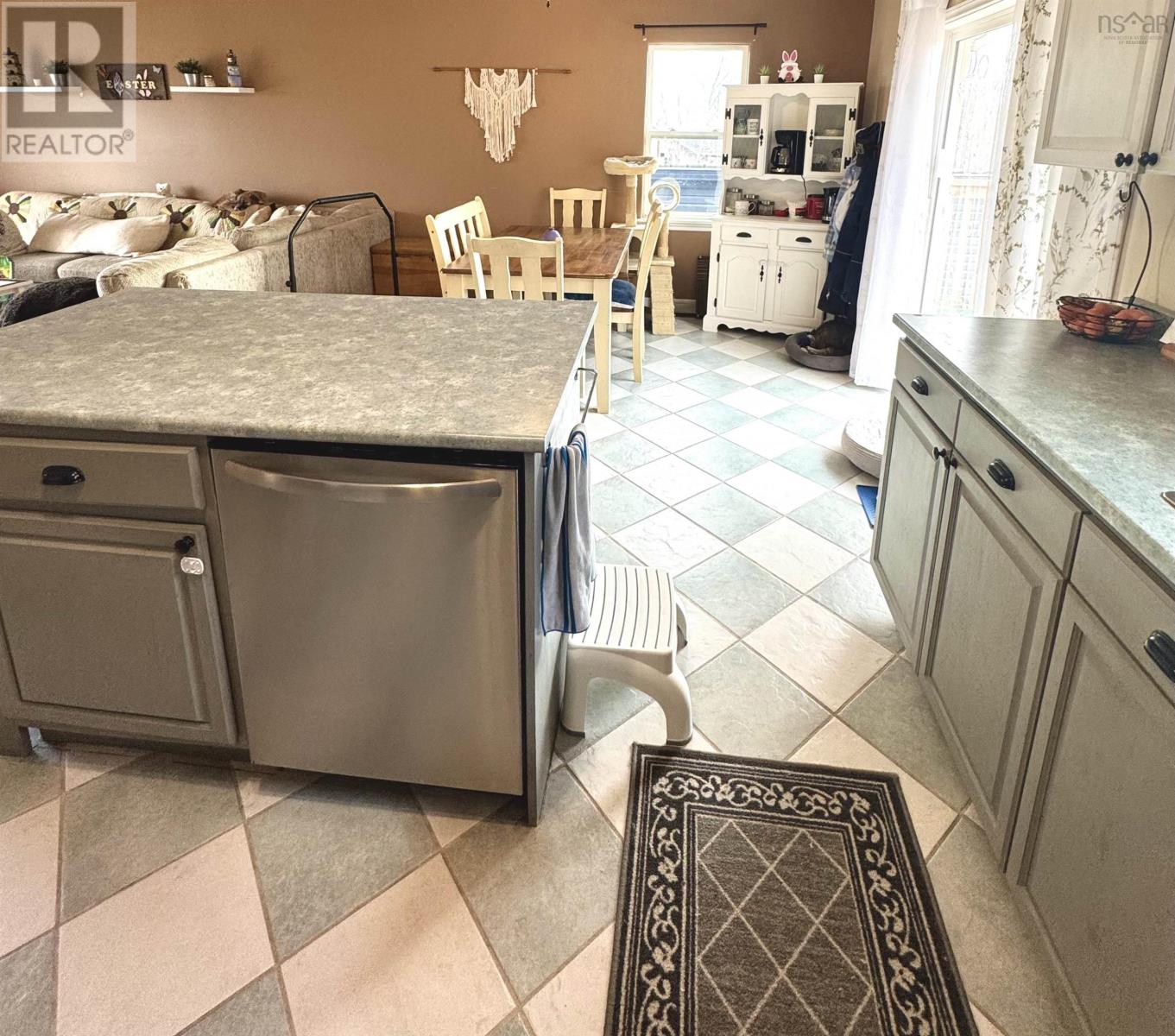 2 Roslindale Drive, Truro Heights, Nova Scotia  B2N 1T2 - Photo 6 - 202505212