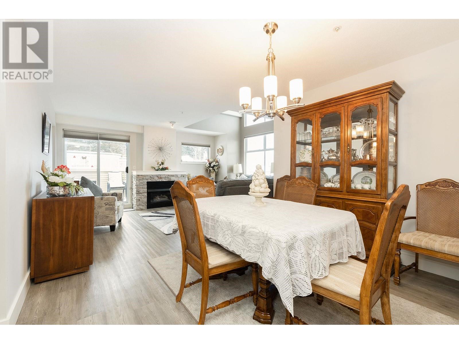 404 19131 Ford Road, Pitt Meadows, British Columbia  V3Y 2R5 - Photo 5 - R2978902